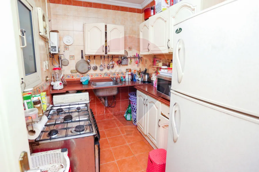 شقة للبيع 135 م سموحة (المربع الذهبي)