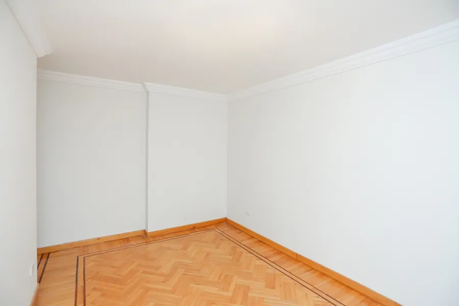 Apartment For Sale 258m Zeznia ( Directly on Tram Station)