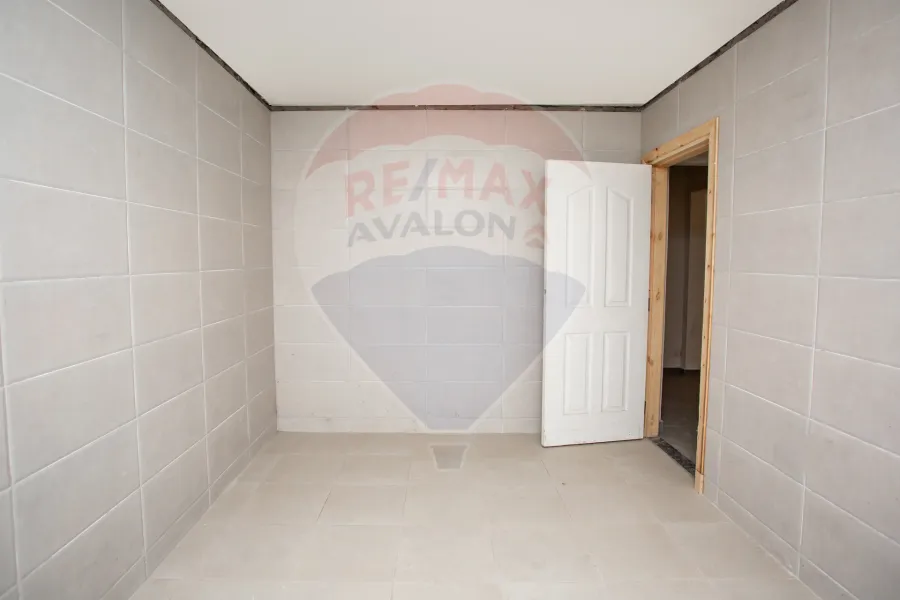 شقة للبيع 190 م سموحة  ( كومباوند فالوري انطونيادس )