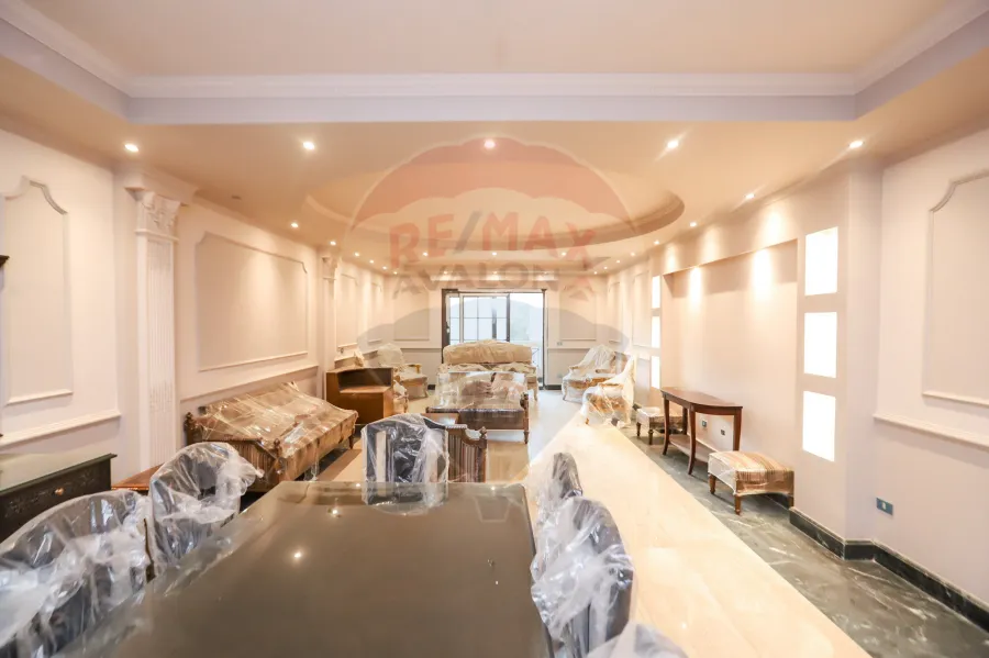 شقة للبيع 315م كفر عبده (ش أمير البحار)