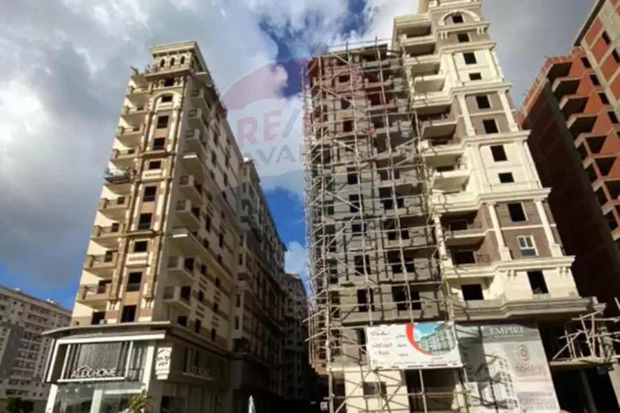 شقة للبيع 140 م سموحة (بيرلا سيتي)