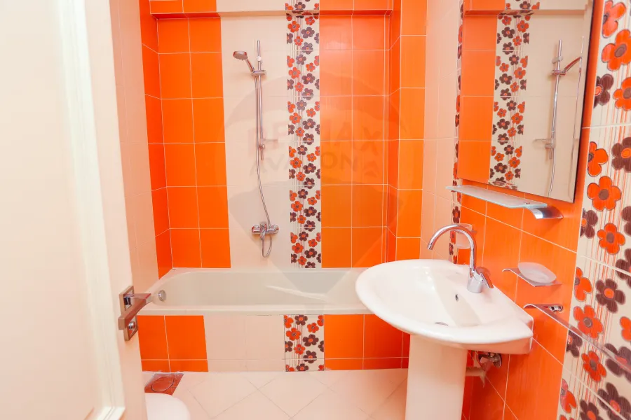 Duplex apartment for sale 320 m Louran (Al Wataniya Ibrahim Nassir St - Branched from Shaarawy)