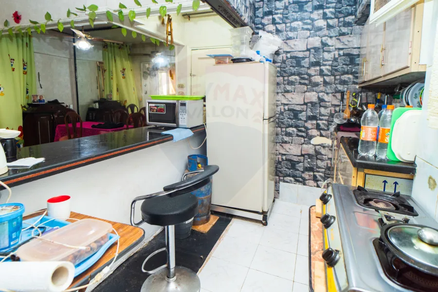 شقة للبيع 110 م المعمورة الشاطئ (ش الشرطة)