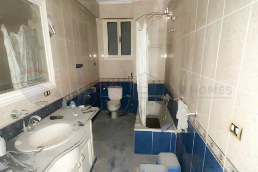 Apartment for sale, 220 m, Smouha (Bahaa El-Din Al-Ghatouri St.)