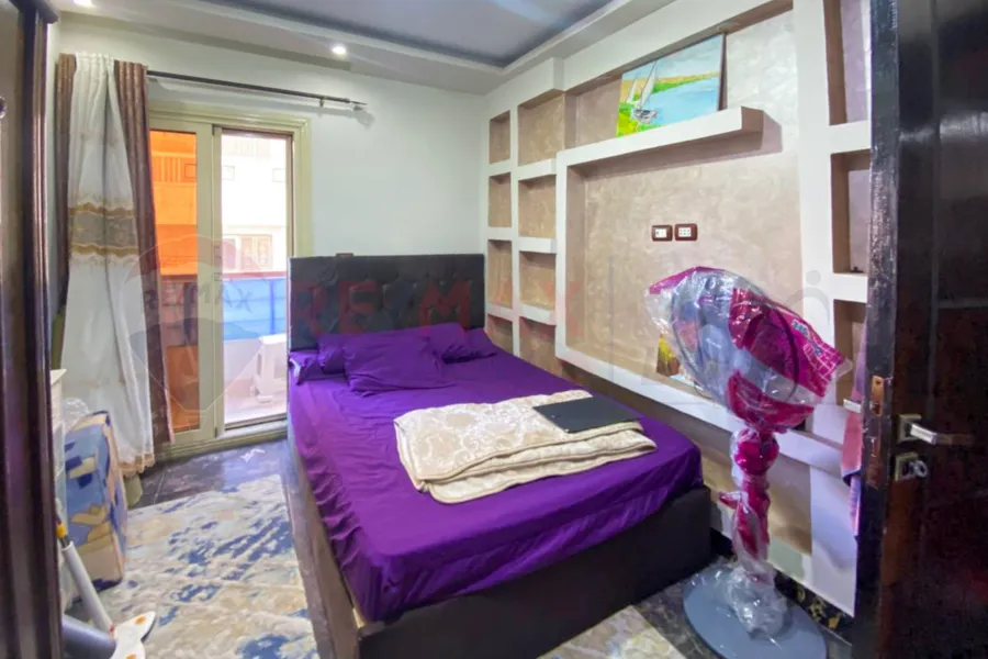 Apartment for sale 100 m Stanley (steps from the sea)