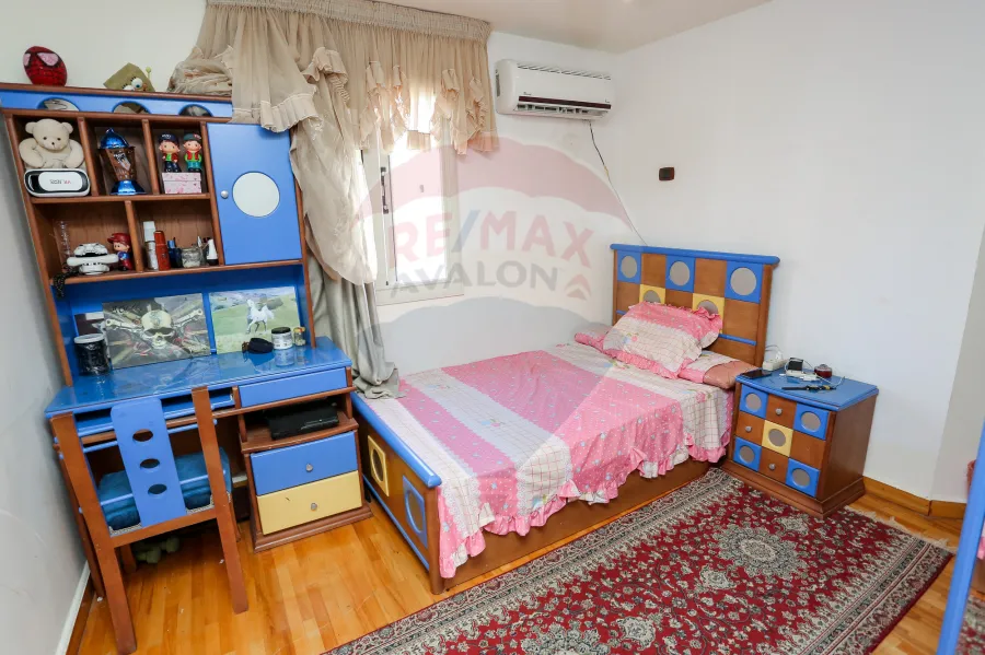 شقة للبيع 263 م جناكليس (خطوات من ش ابوقير)