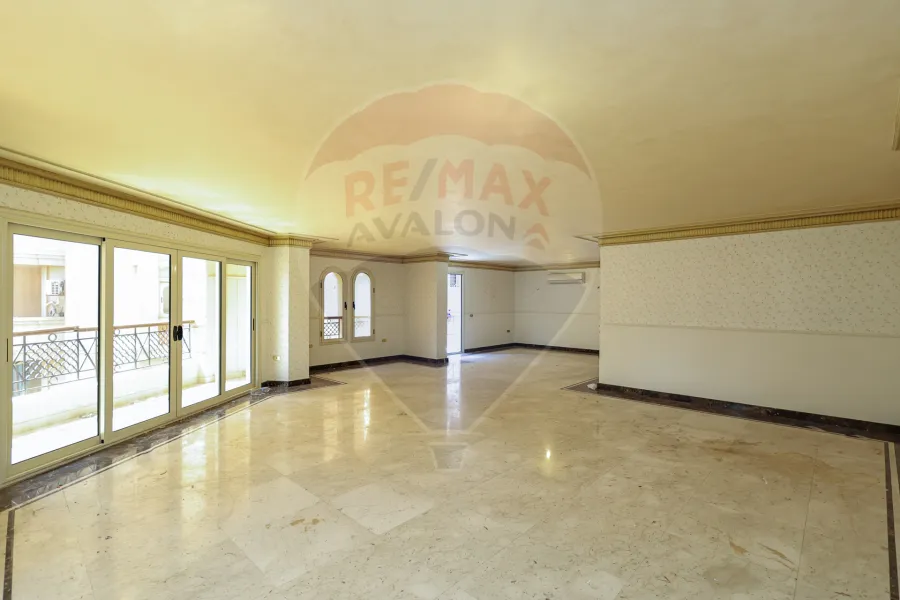 Apartment for Rent 270 m Kafr Abdo (intersection between Saint Genie and Sakina bant Al-Hussein)