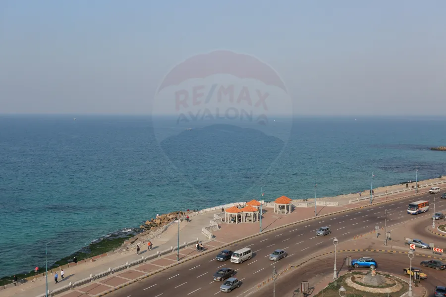 Apartment for sale 145 m Camp Caesar (directly on the sea)