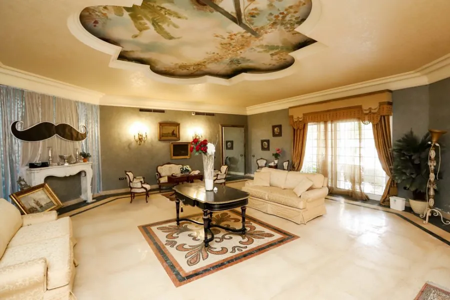 فيلا مفروش للايجار 2980م بكينج مريوط  (بكومباوند اللوتس - ش محمد رشيد)