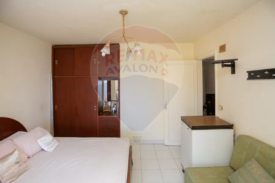 Apartment for sale 80 m San Stefano (directly on the sea)