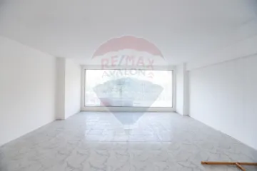 (مسطح إدارى للبيع 210 م سبورتنج (ش أبوقير الرئيسى