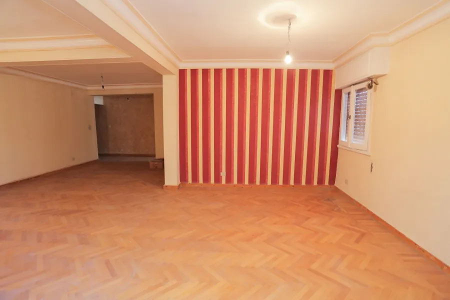 Apartment for sale 200m Loran Shaarawy St.