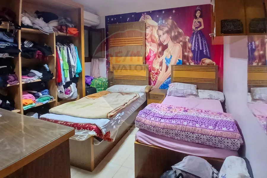 شقة للبيع 150 م كامب شيزار (ش محمد فؤاد جلال)