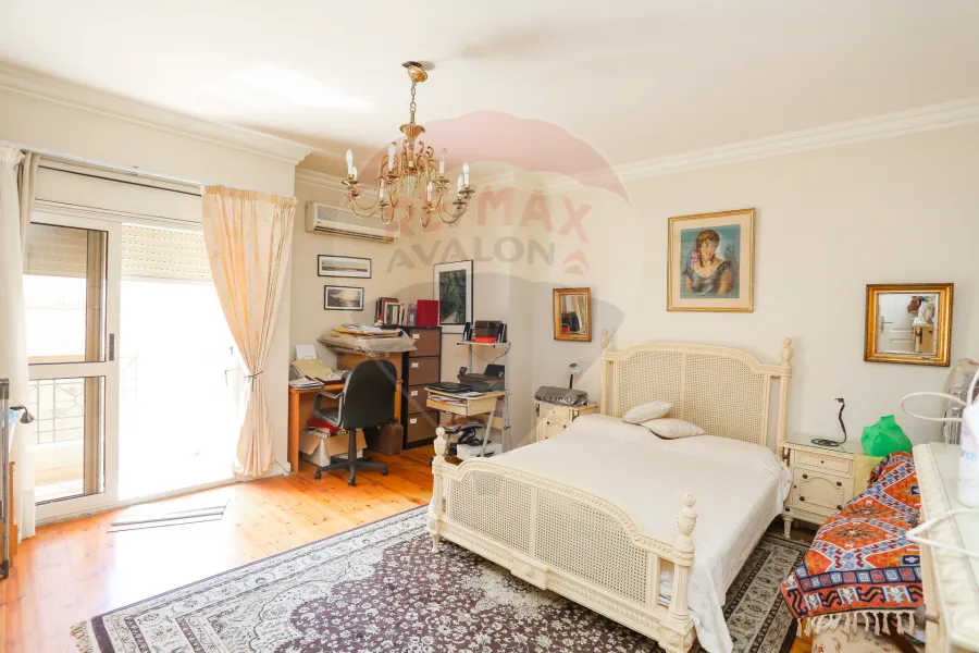 Apartment for sale 400 m Kafr Abdo (steps from al lemby garden)