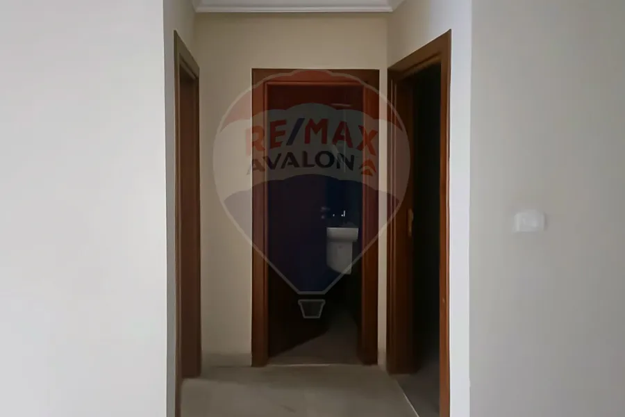 شقة للإيجار 175 م سموحة (جراند فيو)