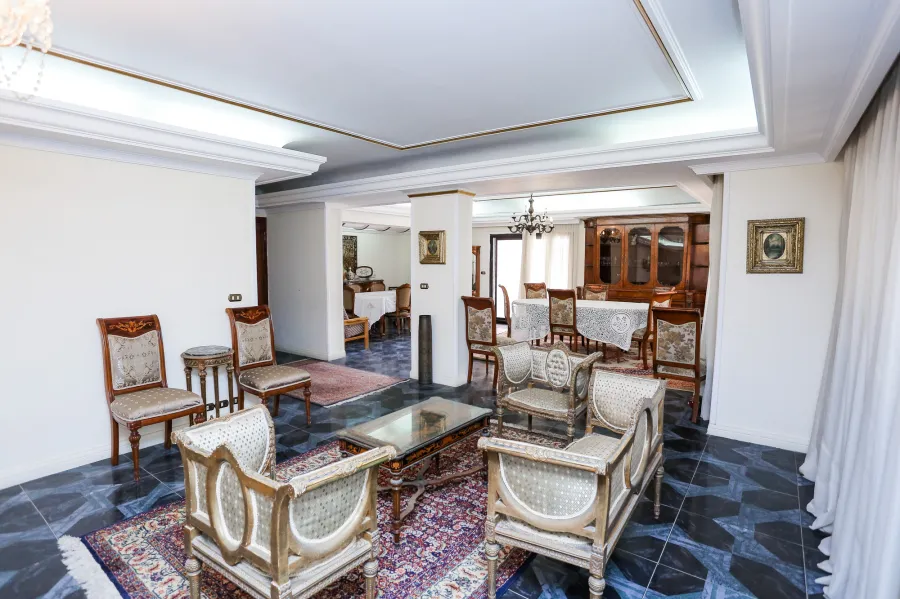 Apartment For Sale 550 m Louran (Steps from the sea)