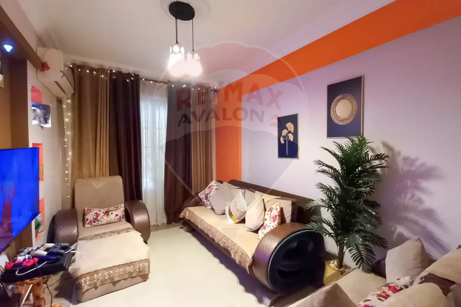 شقة  للبيع 150 م سيدي بشر ( امام شاطئ السرايا )