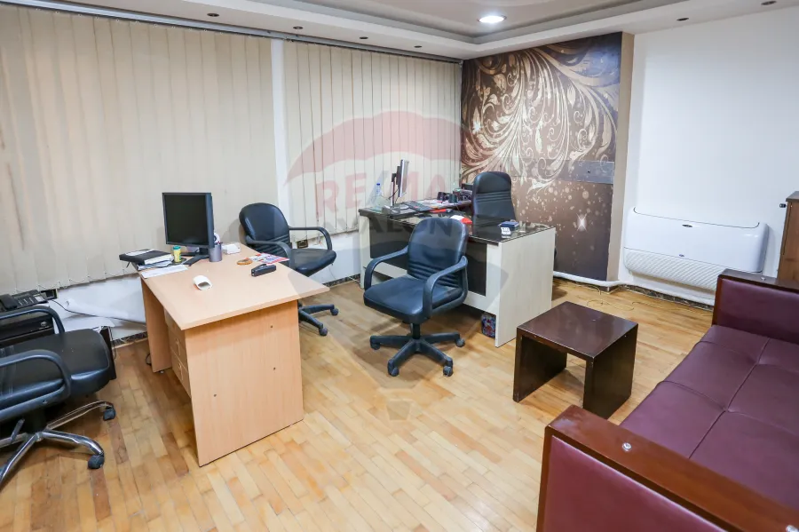 Administrative unite for sale 140 m Elebrahmia (besid to Sporting club)