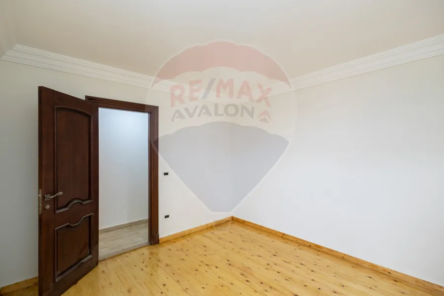 Apartment for sale 205 m Wabour Al-Mayah (Galal El-Din El-Desouky St.)