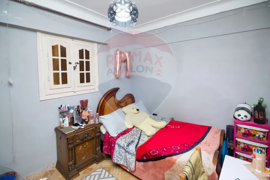 شقة للبيع 130 م محرم بك (ش الرصافة الرئيسي)