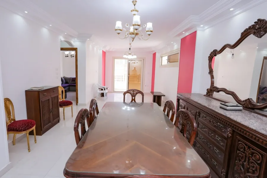 شقة للبيع 150م سان ستفانو