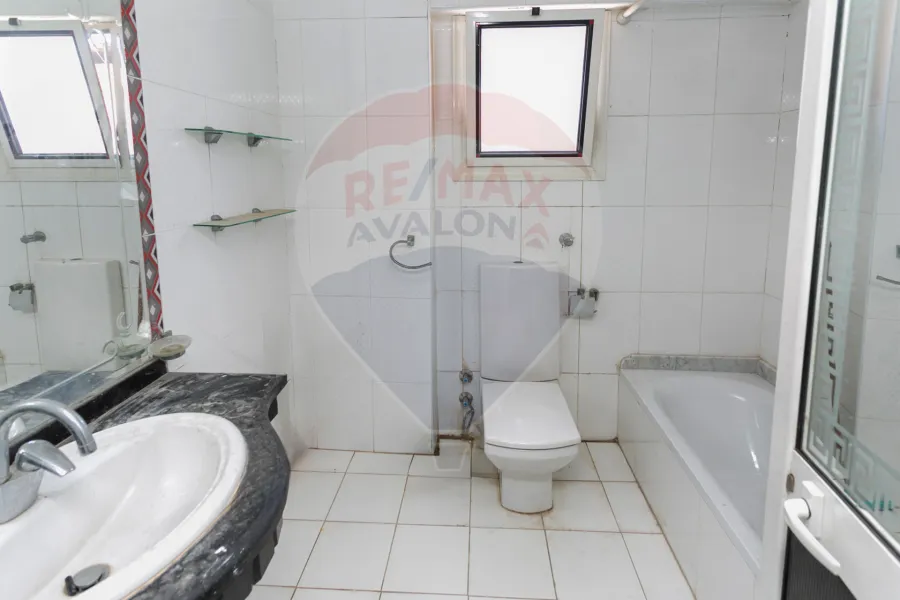 شقة للبيع 248 م ستانلي (ش الهدايا)