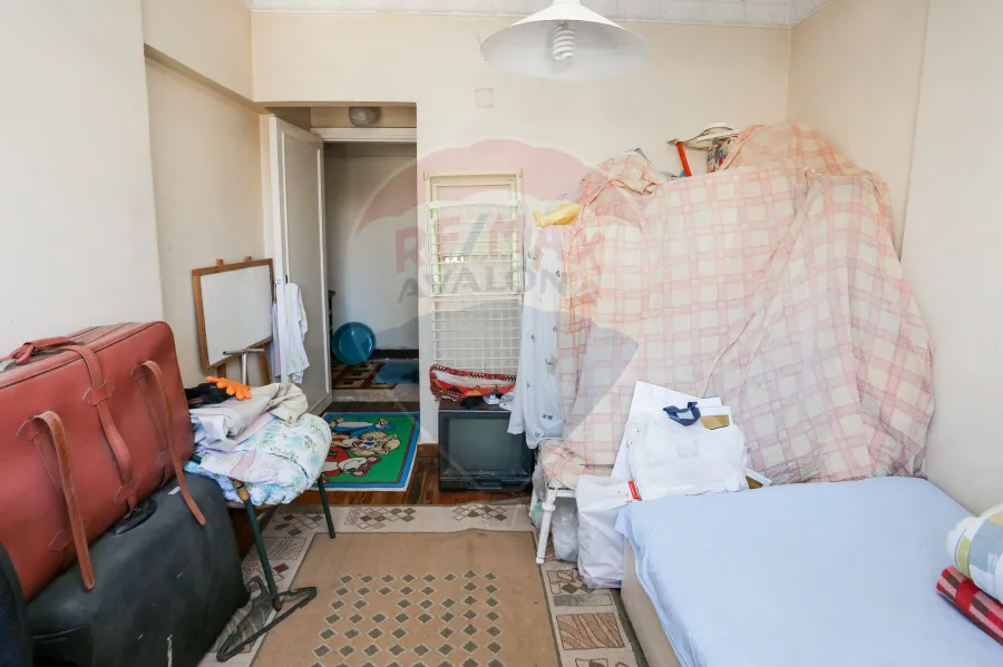 شقة للبيع 135م الإبراهيمية (خطوات من البحر)