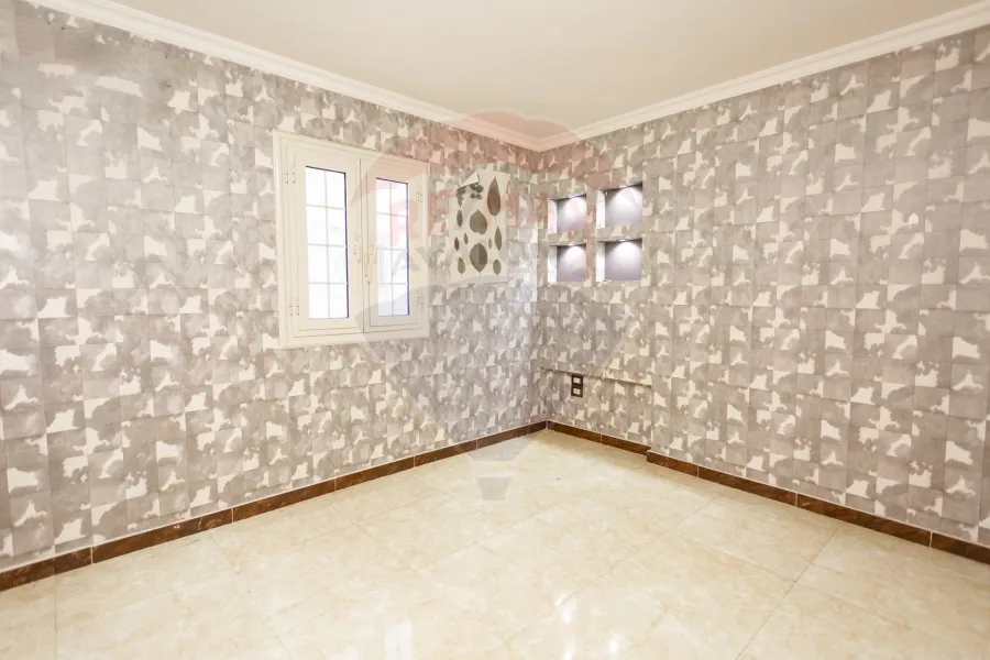 شقه للبيع  115 م سبورتنج ( فيو نادي سبورتنج )