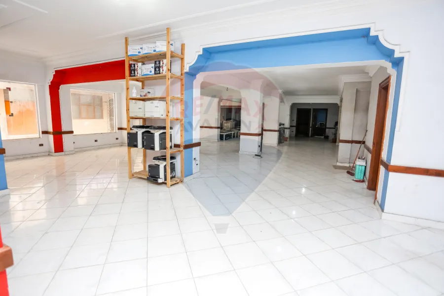 Administrative unit for rent 450m agricultural road ( next to Sawari Compound &amp; Officer  hospital )