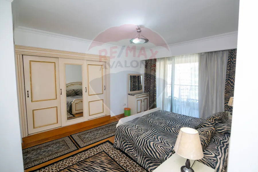 Furnished apartment for rent 270 m San Stefano (Army Road) - 5,500 EGP per day
