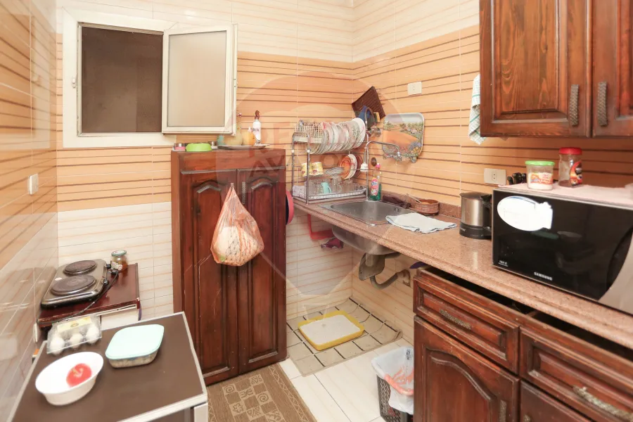 شقة للبيع 100 م سموحة (ش فتح جرين تاورز)