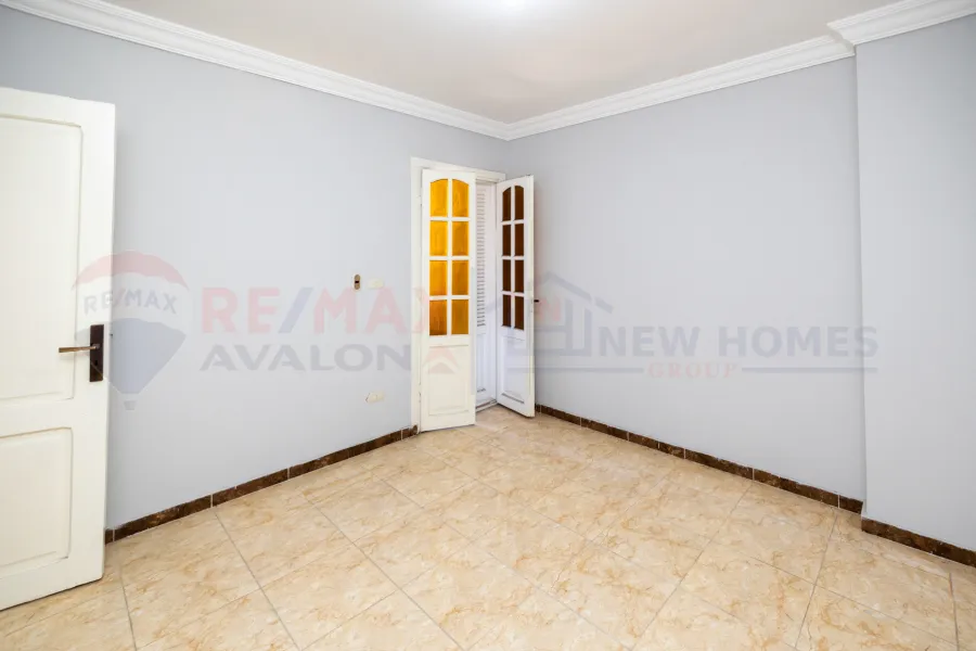 Apartment for sale 150 m Al-Ibrahimia (branched from Gawad Hosny st.)