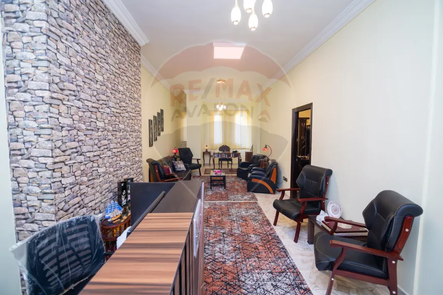 Administrative Apartmen for sale 200 m Camp Shizar (Omar Lotfy St. - Directly on the tram)