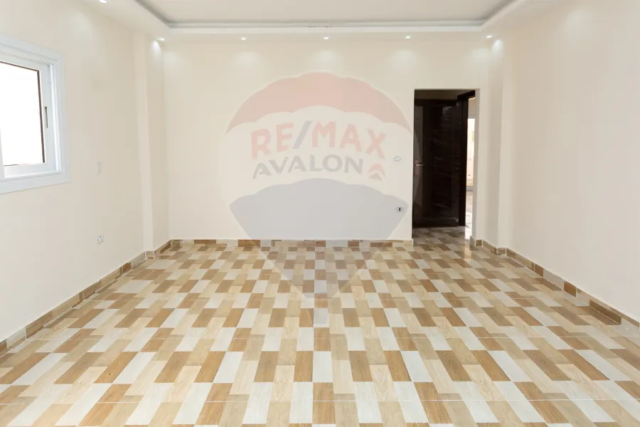 فيلا ستاند الون للبيع كينج مريوط (خلف المعهد العالي بالكينج) 500 م