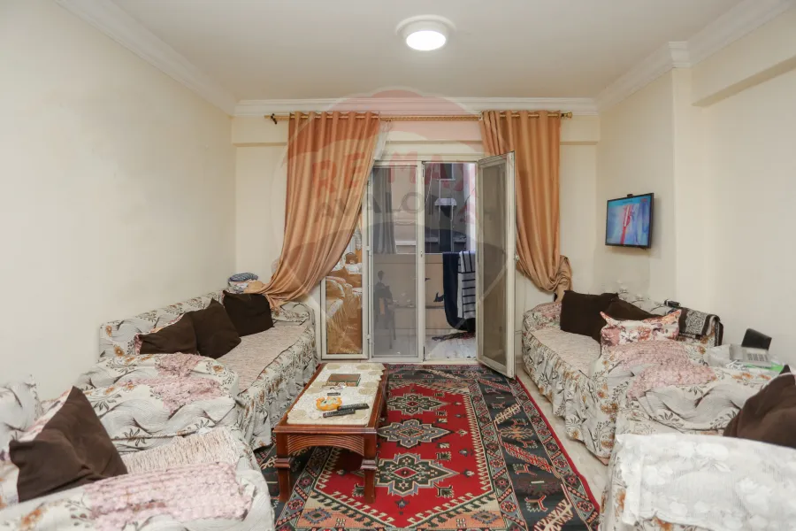 شقة للبيع 125 م سيدي جابر ( ثاني نمرة من شارع المشير - بجوار الوحيد ومفيد)