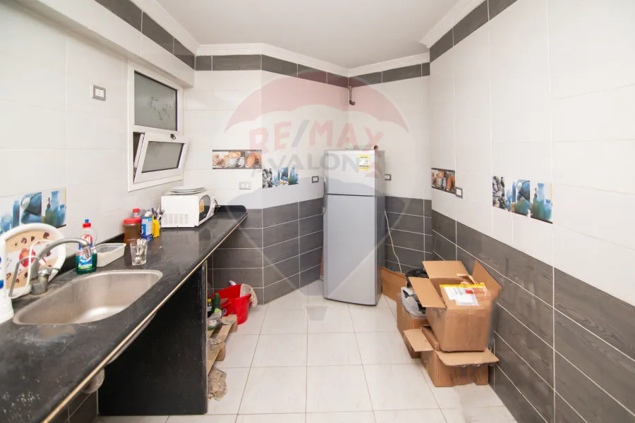 شقة للبيع 160 م سيدي جابر (متفرع من ش المشير)