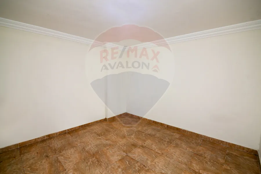 Apartment for rent 185 m Janaklis (Al-Horaya Road)