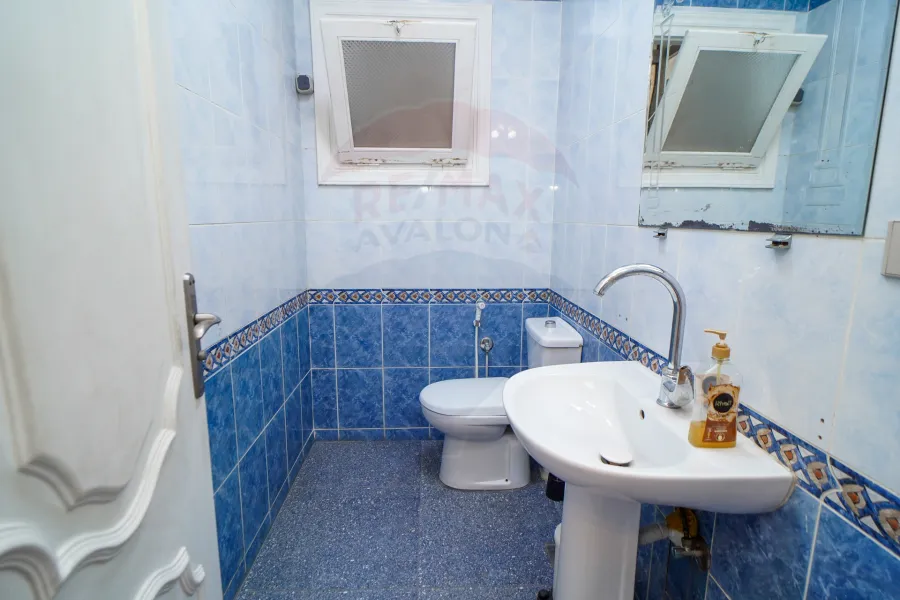 Administrative apartment for sale 65 m El Shatby