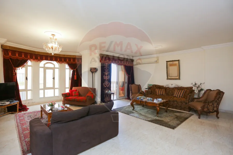 Apartment for sale 275 m Zizinia (Brand Building)