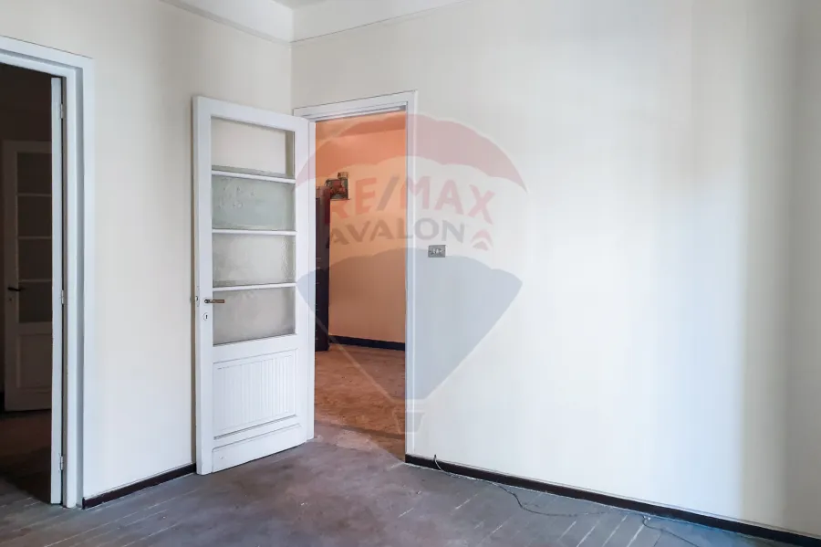 مقر إداري للإيجار 90 م الإبراهيمية (ش أبو قير الرئيسي)