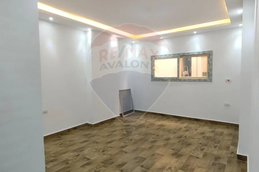 شقه للبيع  210 م جليم ( تالت نمره من البحر )