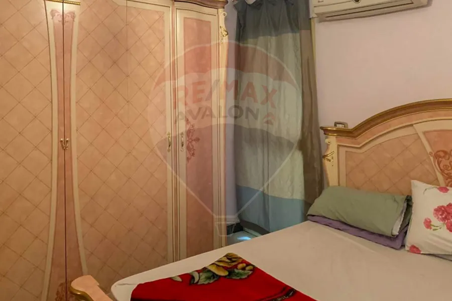 شقة للبيع 157 م محرم بك ( كومباوند محرم باشا )