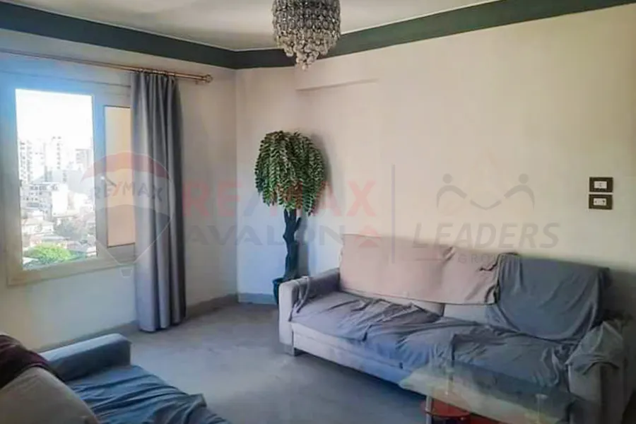 شقة للبيع 165 م كفر عبده (ش امير البحار)