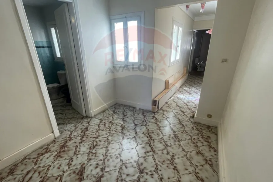 شقة للإيجار 190 م لوران (متفرع من ش الاقبال)