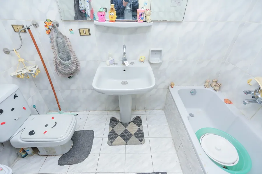 شقة للايجار مفروش 115م رشدى (على الترام مباشرة - أبراج المعمارى)