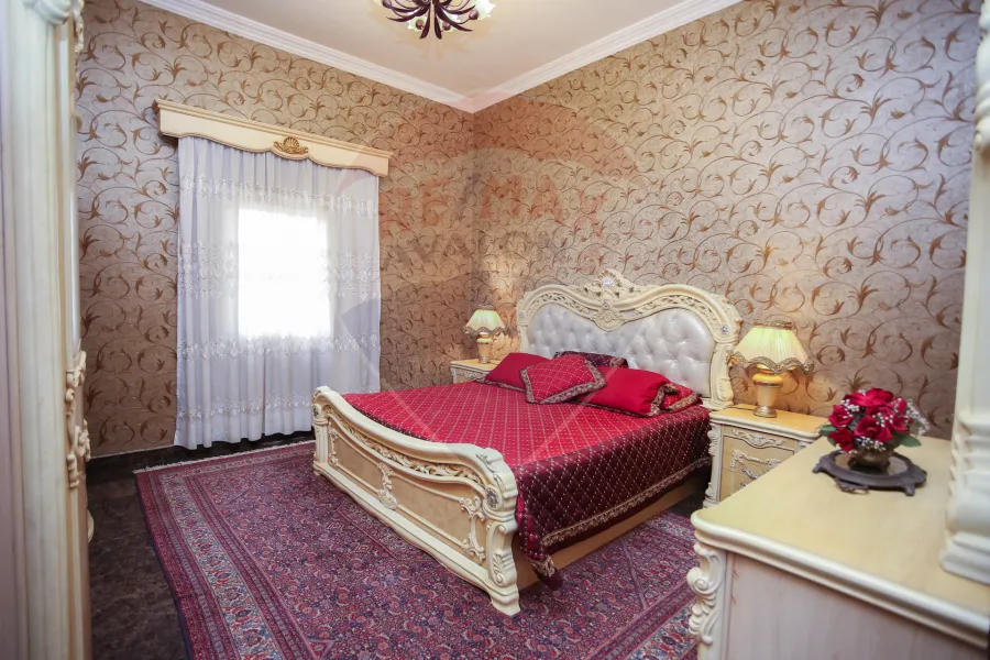 فيلا للبيع 4,000 م كينج مريوط (أمام كومباوند كينج هايتس)