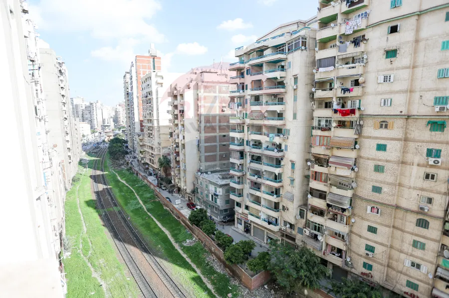 Apartment for sale 175 m Louran ( Mohamed Ezz El Arab St )