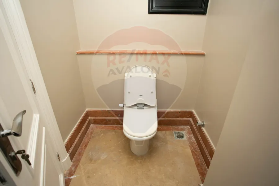 شقة دوبلكس مرخصة للبيع 460 م كفر عبده (ش معروف الرصافي - عمارة براند)