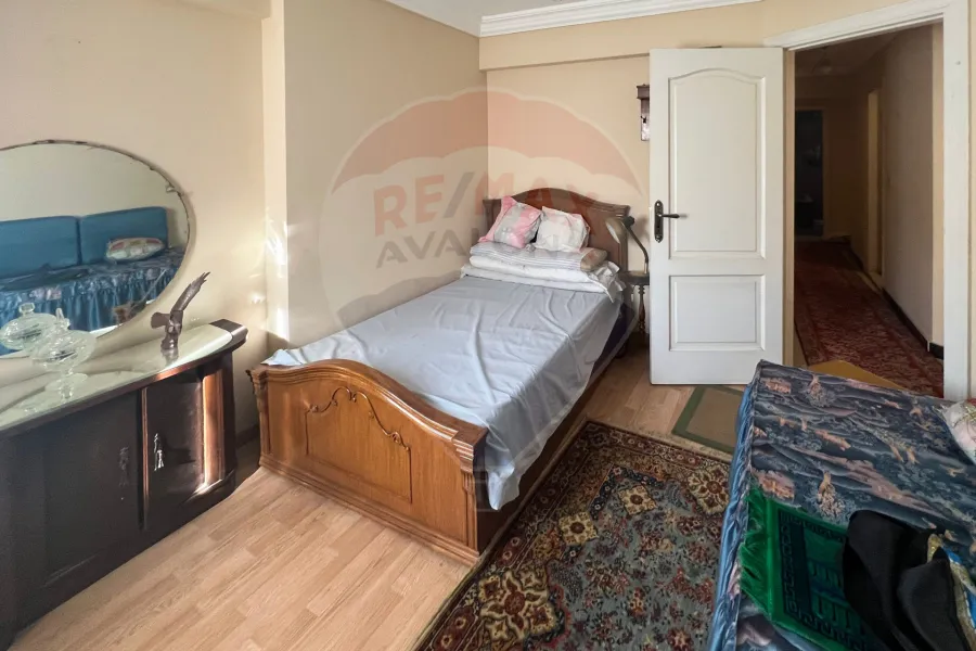 Furnished apartment for rent 180 m Smouha (Albert Al Awal St)