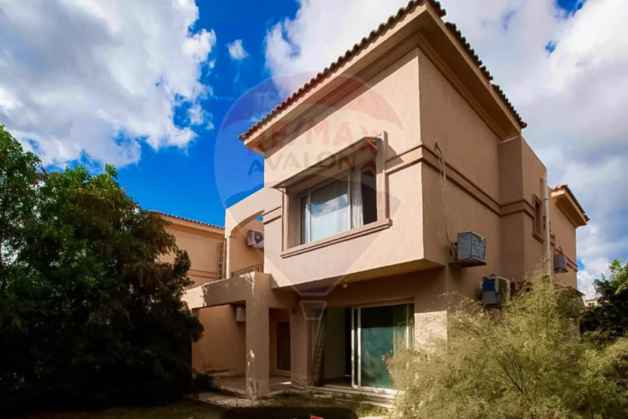 Twin house villa for sale 264 m King Mariout (Alex West)